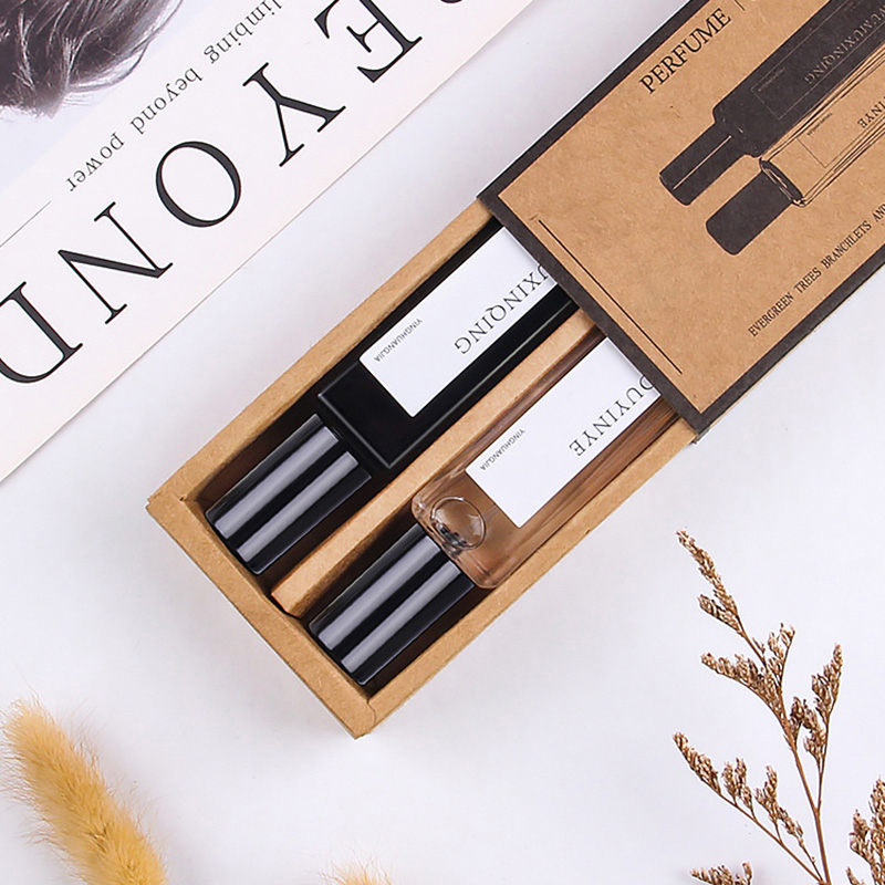 مجموعة هدايا عطر نسائية برائحة زهرية خفيفة تدوم طويلاً 30 مل*2 مجموعة هدايا عطر نسائية برائحة زهرية خفيفة تدوم طويلاً 30 مل*2