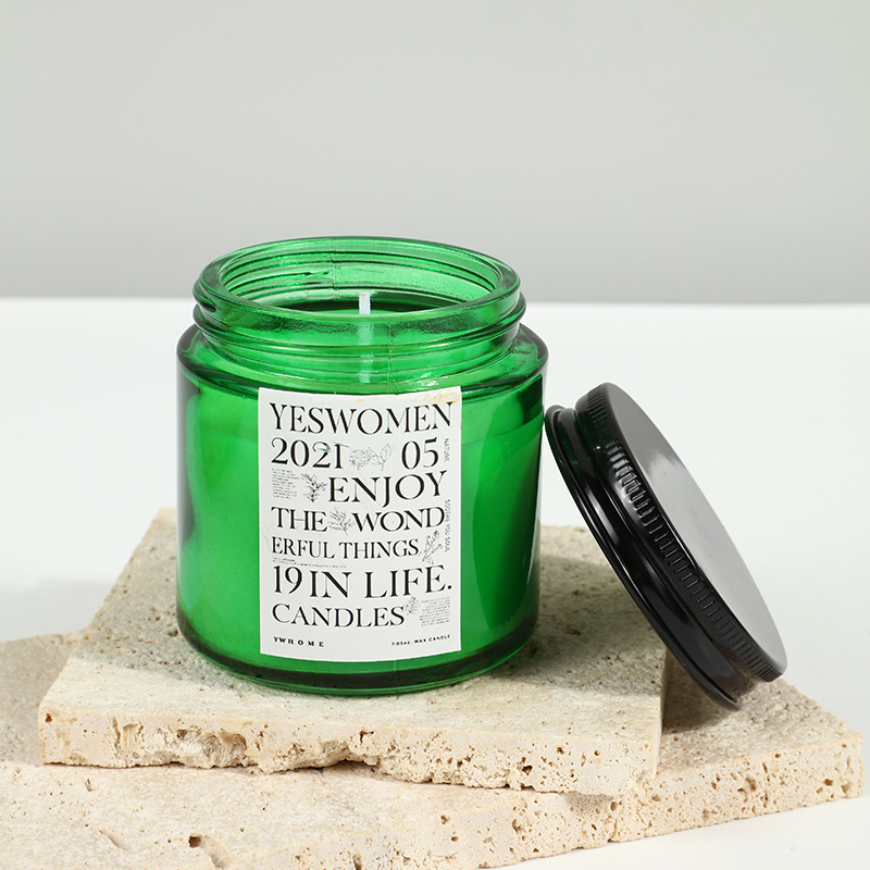 شمعة فيلاس أروماتيكاس 100 جرام في جرة زجاجية خضراء معطرة بالشموع