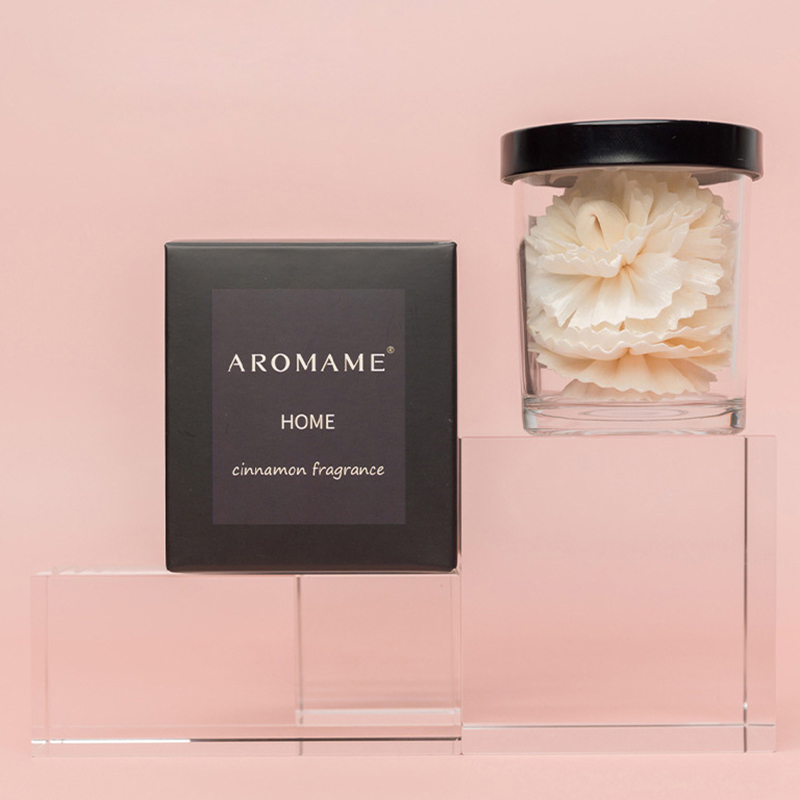 موزع الروائح ومزيل الروائح في برطمان من الكريستال الحجري ومعطر الهواء برائحة الزهور الجافة والقرفة