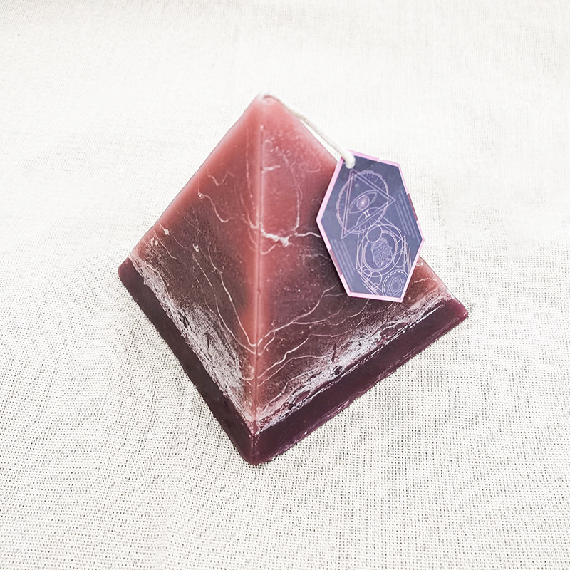 شمعة كريستال فاخرة 250 جرام مصنوعة يدويًا من شموع هرمية معطرة بالزودياك مع بلورات