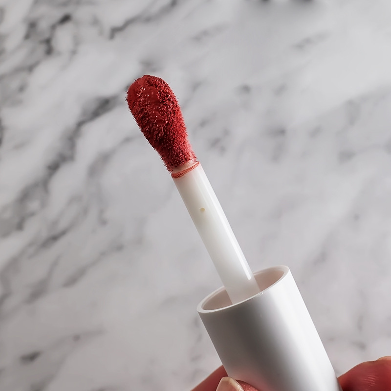 ملمع الشفاه مستحضرات التجميل كريم الشفاه المرطب الناعم أحمر الشفاه السائل ملمع الشفاه