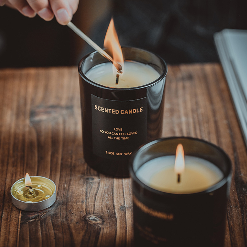 شموع معطرة برائحة شمع الصويا الطبيعي بوزن 160 جرام شموع معطرة برائحة شمع الصويا الطبيعي بوزن 160 جرام